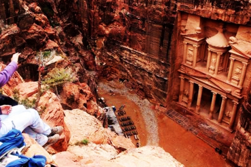 Three Days discover the Rose Red City in Petra
