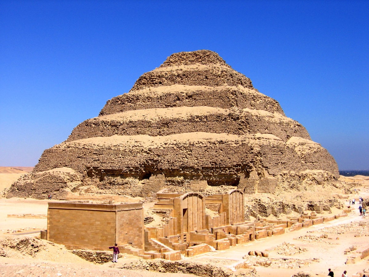 Full Day Tour in Giza pyramids, Sakkara and Memphis