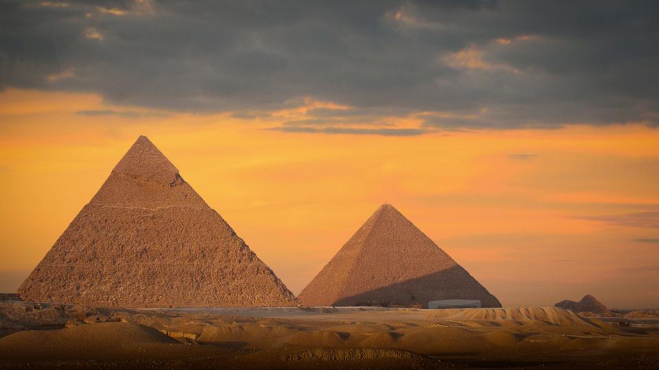 One Week Golden Travel Package to Pyramids, Old Cairo, Aswan and Luxor