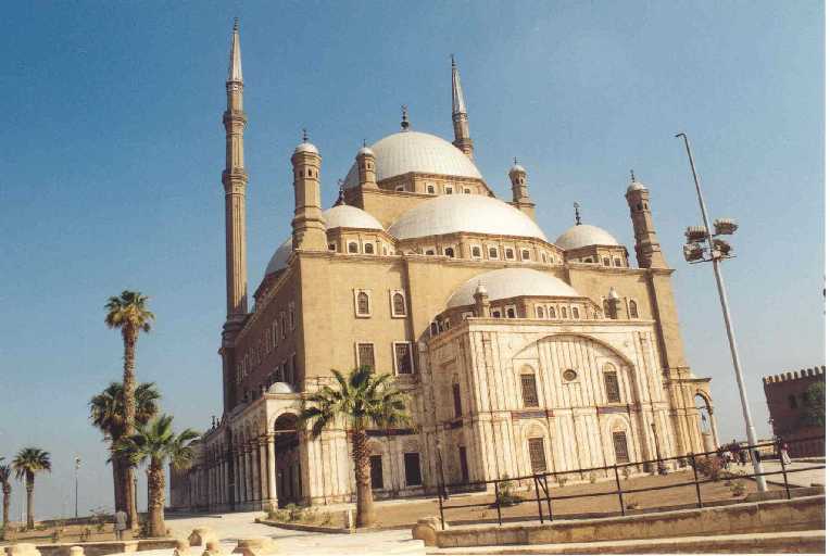Full Day Tour: Egyptian Museum, Saladin Citadel of Cairo, Old Cairo and Khan El-Khalili