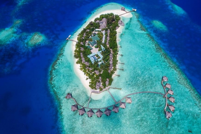 Adaaran Club Rannalhi Maldives